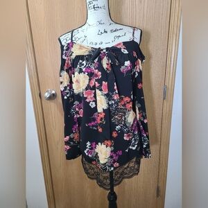 Staccato Floral Off The Shoulder Lace Trim Boho Knot Front Tunic Top
